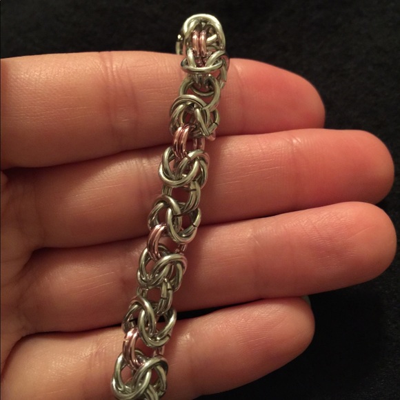 Silver and Pink Byzantine Chainmail Bracelet - Picture 5 of 6